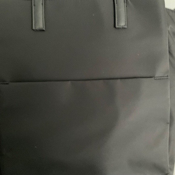 Beis travel bag,black.Tote. - Picture 5 of 16
